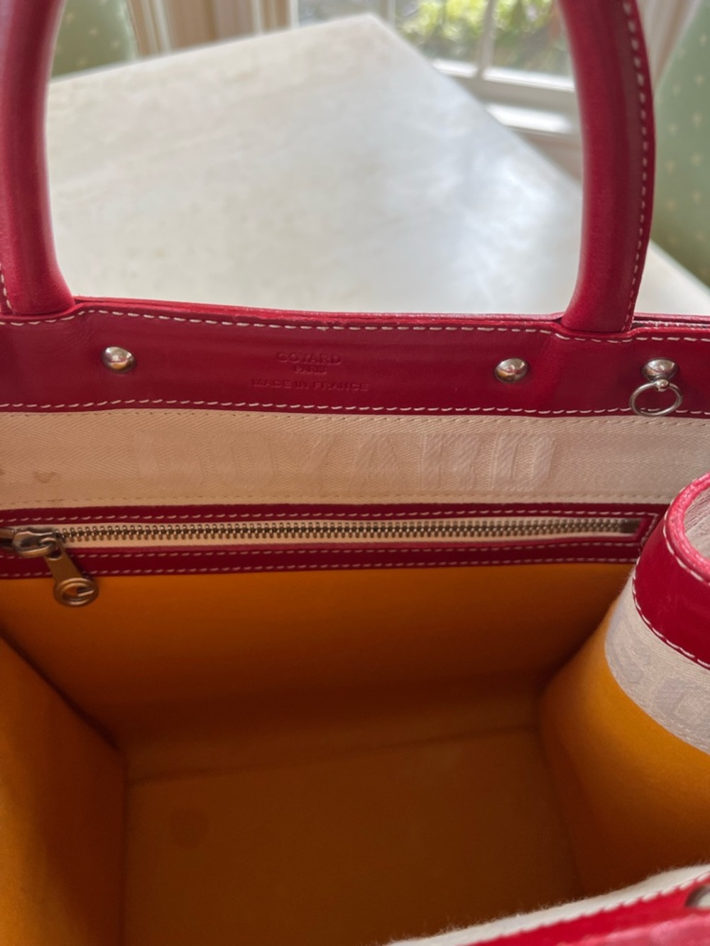 Goyard Red Jersey GM Vertical Handbag with Signature Chevron Goyardine Pattern - Picture 6 of 12
